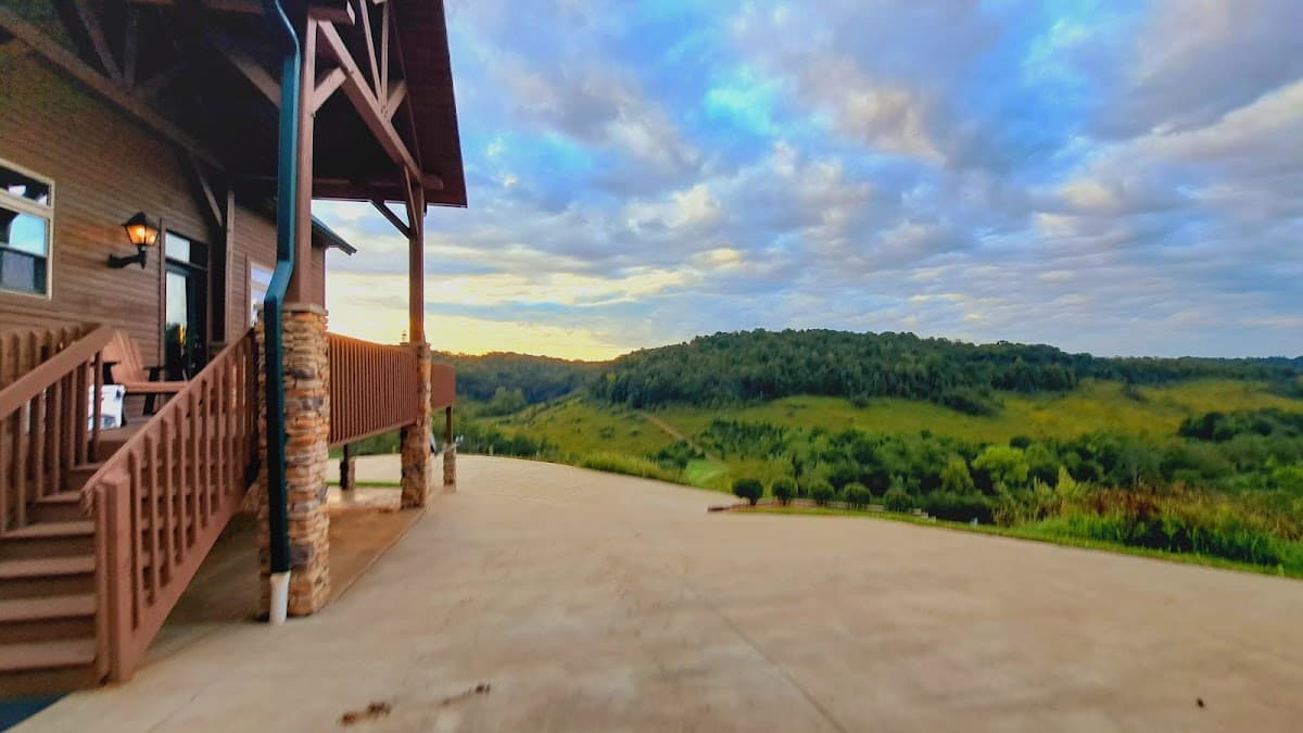 Lodge at Starkey Hollow Whitetails hunting ranch in Newcomerstown, Ohio